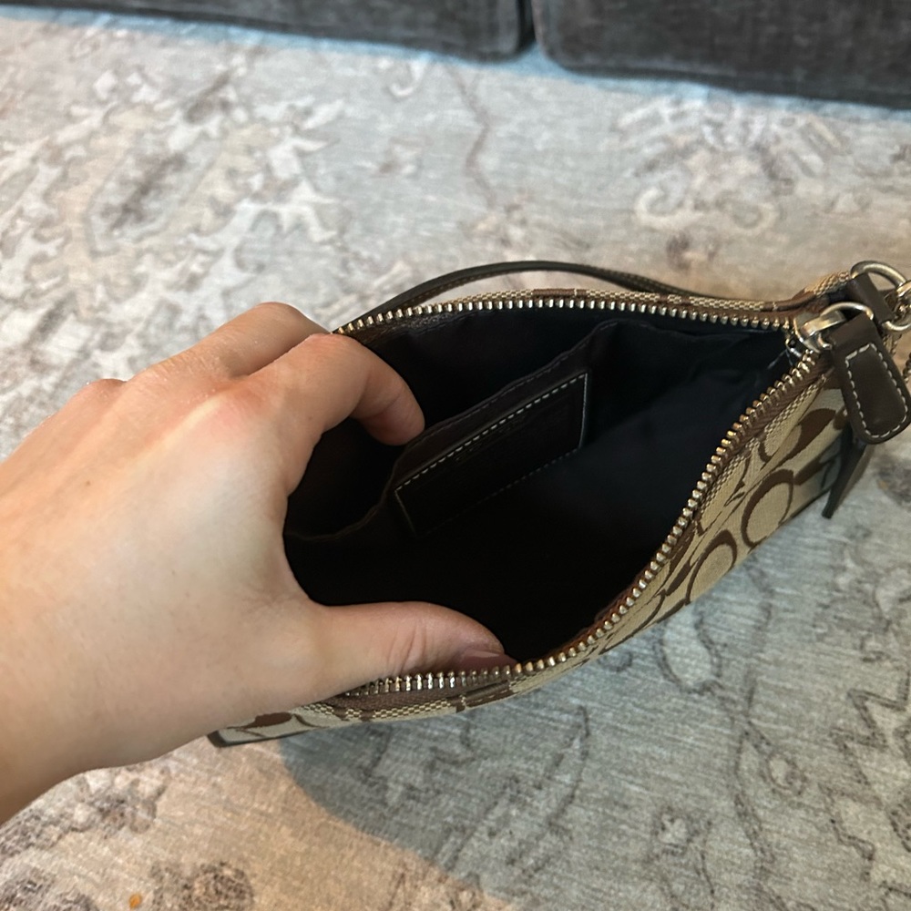 Small Coach Bag - Picture 2 of 2